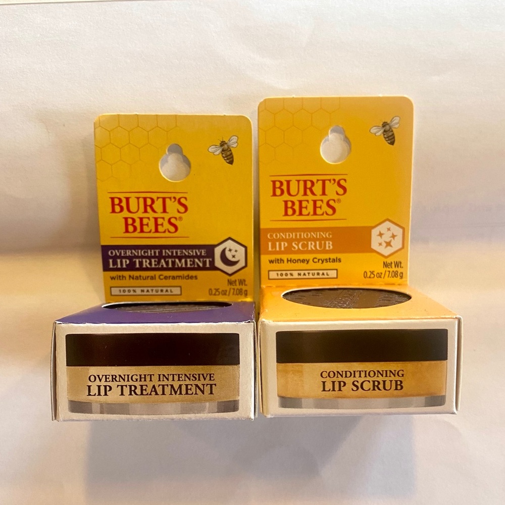 Burt’s Bees Lip Conditioning + Scrub Set *stocking stuffer*